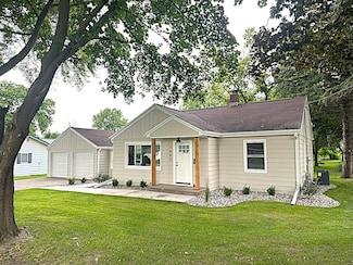 1492 Shawano Ave, Green Bay, WI 54303