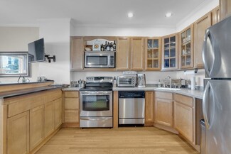 176 H St Unit 1, Boston, MA 02127