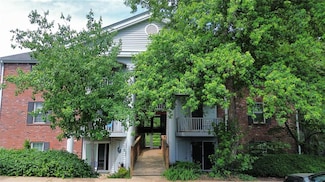 7611 Triwoods Dr Unit D, Saint Louis, MO 63119