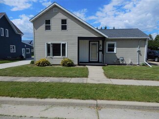 218 W Jefferson St, Waupun, WI 53963