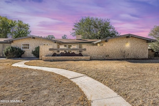 2025 Huntington Dr, Las Cruces, NM 88011