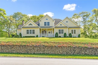3 Piezzo Dr, Westerly, RI 02891