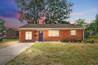 5691 Tall Oaks Dr, Milford, OH 45150