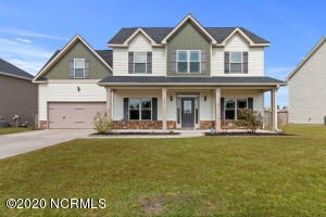 306 SW Plantation Dr, Maple Hill, NC 28454