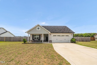 99 Vesper Ln, Parkton, NC 28371