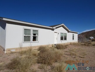 221 Turtleback Rd, Truth Or Consequences, NM 87901