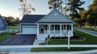 21 Central Ave, Ocean View, DE 19970