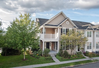 27 Warrington Round Unit 27, Danbury, CT 06810