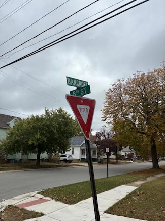 738 Bancroft St, Port Huron, MI 48060