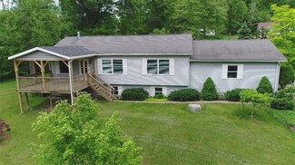 1 White Tail Ln, Penn Yan, NY 14527