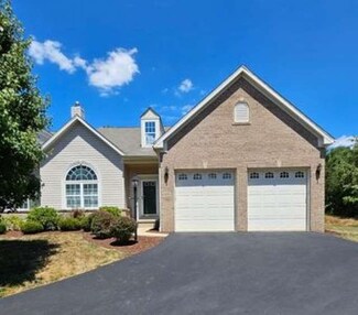 467 Eton Dr, Greensburg, PA 15601