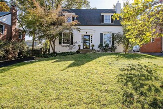 10 Beverly Dr, Saint Louis, MO 63132
