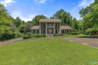 91 Six Pence Rd, Killen, AL 35645