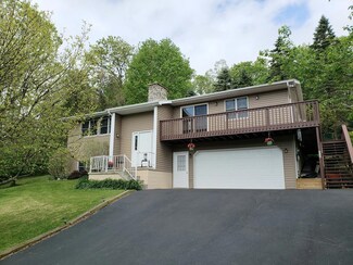 331 Simpson St, Huntingdon, PA 16652
