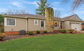 10516 Fitzwater Rd, Brecksville, OH 44141