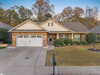 308 Raritan Ct, Simpsonville, SC 29681