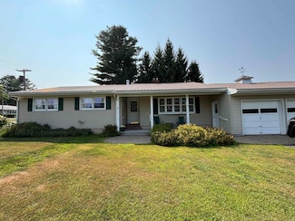 10 Hutchins St, Norfolk, NY 13667