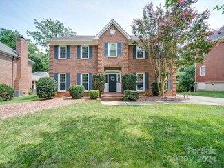 112 N Brackenbury Ln, Charlotte, NC 28270