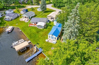 4333 Betty Lee Blvd, Gladwin, MI 48624