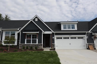 1044 Camellia Cir Unit 45, Howell, MI 48843