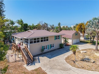 170 Sabal Dr, Fort Myers Beach, FL 33931