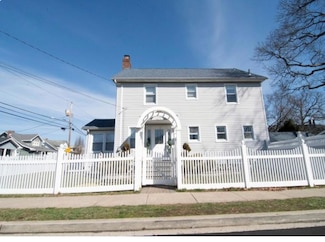 875 Pilgrim Ave, North Baldwin, NY 11510