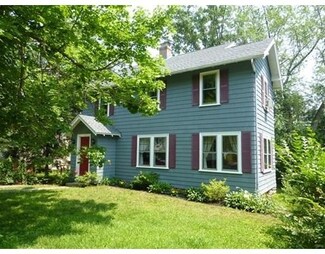 39 Berkmans St, Worcester, MA 01602