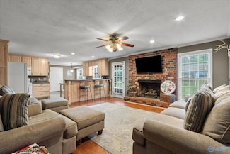 100 Cumberland Cir, Scottsboro, AL 35769