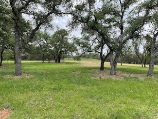 762 Morning Dew Dr, Round Mountain, TX 78663