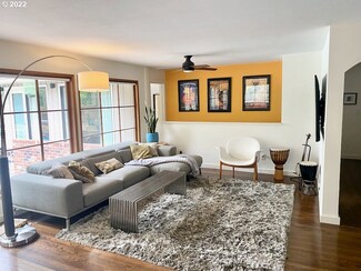 321 NE 139th Ave, Portland, OR 97230