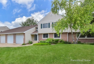 936 Hidden Lake Dr, Buffalo Grove, IL 60089