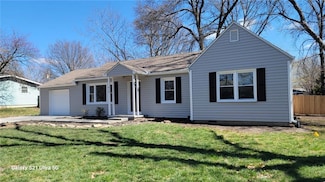 612 N Logan St, Olathe, KS 66061