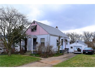 827 Pasadena Ave, Youngstown, OH 44502