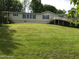 11 Lee Brook Ln, Salem, NY 12865