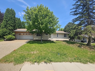 15977 Harmony Way, Saint Paul, MN 55124