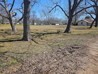 TBD 3rd St, Deport, TX 75435