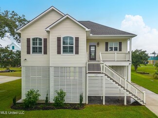 119 Barkley Dr, Pass Christian, MS 39571