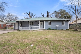 209 Lone Star Rd, Trinidad, TX 75163