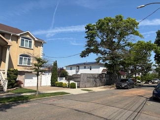 164-44 89th St, Howard Beach, NY 11414