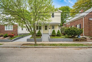 36 Waller St, Providence, RI 02908