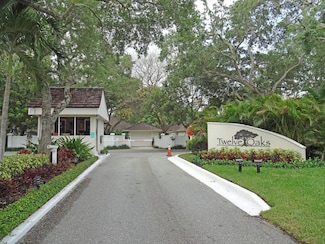 11370 Twelve Oaks Way Unit 318, North Palm Beach, FL 33408