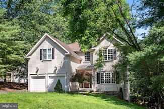 200 Greenbriar Cir, Cross Junction, VA 22625