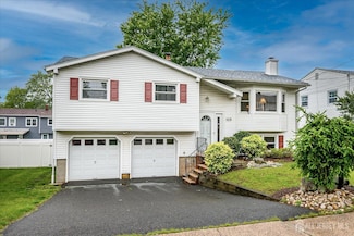 115 Broadway Ave, Colonia, NJ 07067