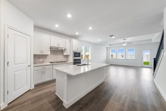 1229 La Bamba Dr, Fort Worth, TX 76052