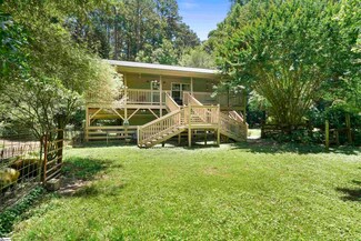 130 Valgarde Ln, Woodruff, SC 29388