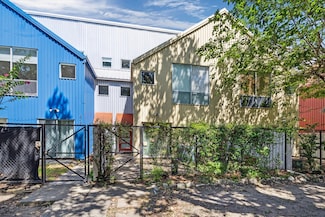 2720 La Branch St, Houston, TX 77004