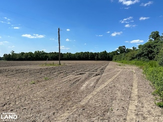 14821 0 Us-301, Saint Pauls, NC 28384