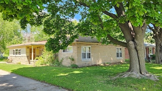 3324 Colgate Ave, Zion, IL 60099