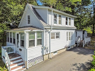 32 Murray St, Augusta, ME 04330
