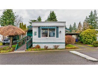 16745 SE Division St Unit 141, Portland, OR 97236